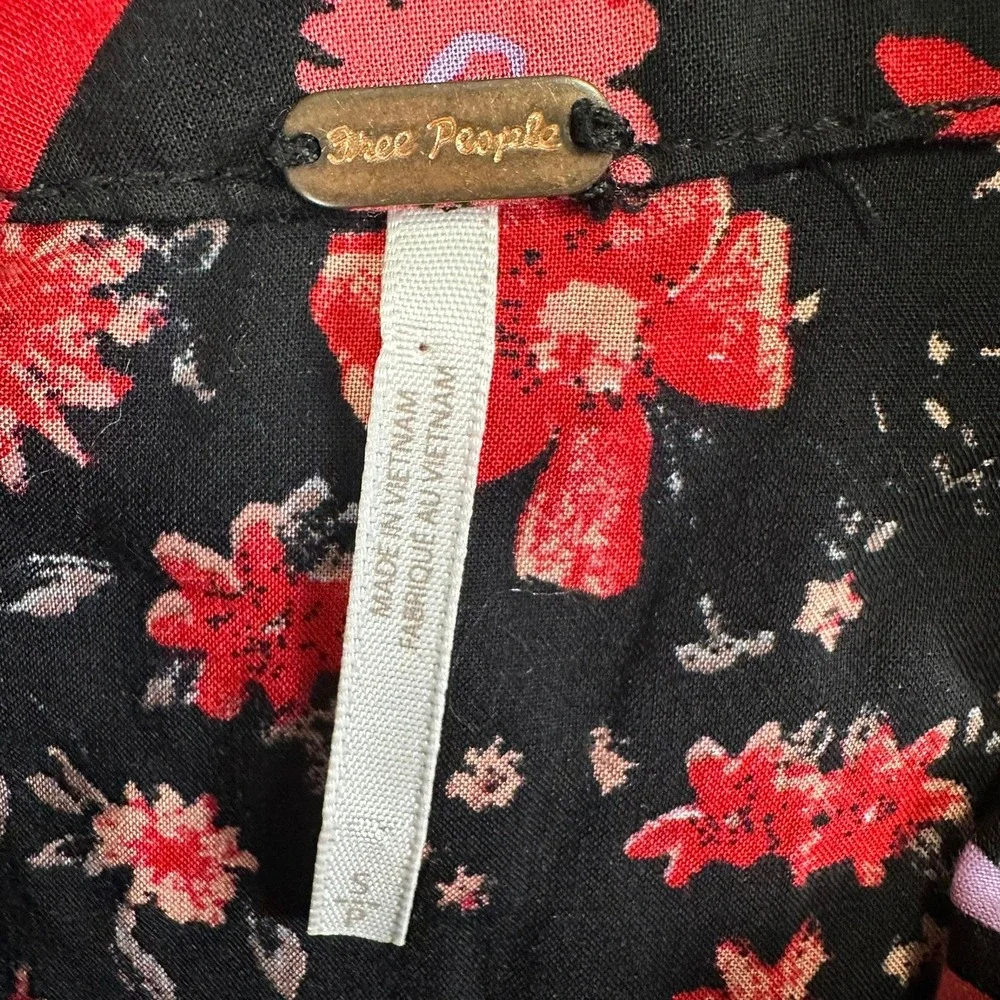 Free‎ People Button Down Shirt Womens Small Black Mixed Print Floral Stripe